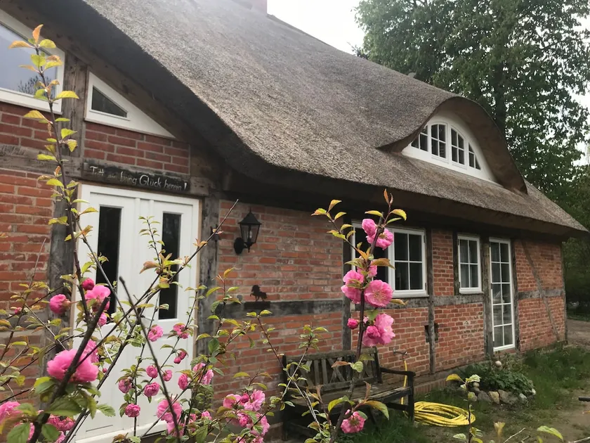 Historic thatched cottage - Alter Pfarrhof Rügen - Image 1