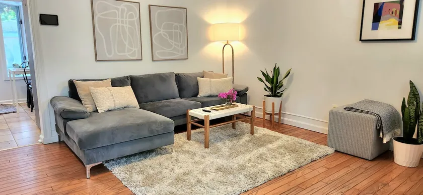 Beautifully Curated Family Home in N. Royal Oak! - Image 1