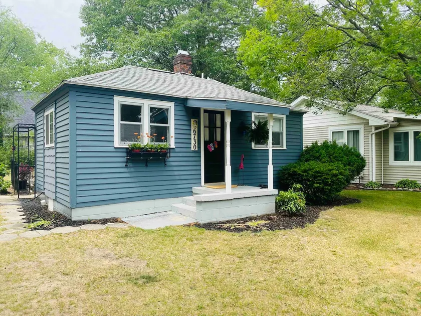Thumb Thyme Cottage - Image 1