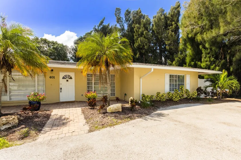 AUG SALE! 1 min to beach, New, PETS OK!, 2Br/2BTH - Image 1