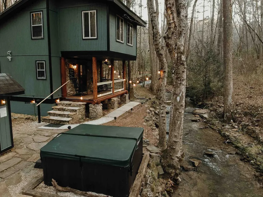 *NEW* Creekside Cabin w/ Hot Tub - Image 1