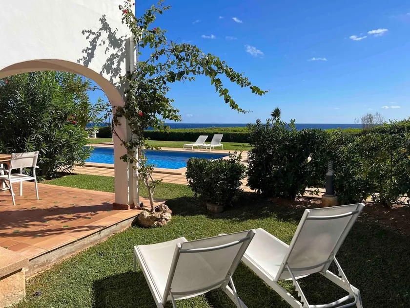 DELIGHTFUL APARTMENT ON THE SEA - Image 1