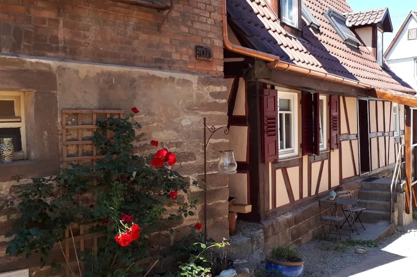 The half-timbered hut - Image 1