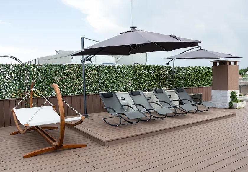 Under the Stars - Lux. Penthouse w/ POOL + Terrace - Image 1