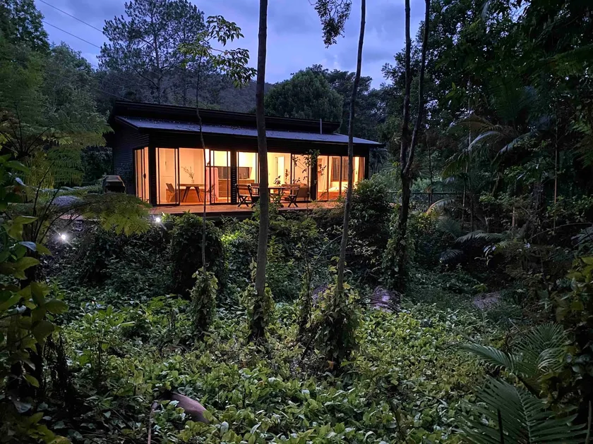 Forest Cabin in Upper Crystal Creek - Image 1
