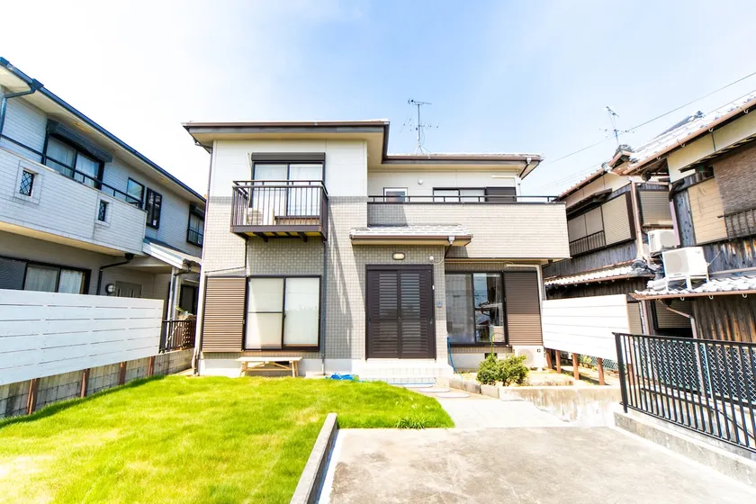 [Awaji City Villa Rental] 12 people capacity, villa with a garden with a view of the★ sea, BBQ in the garden_Iwaya - Image 1