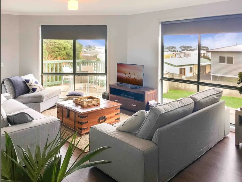 Beach Escape San Remo - Wifi & Pet Friendly - Image 1