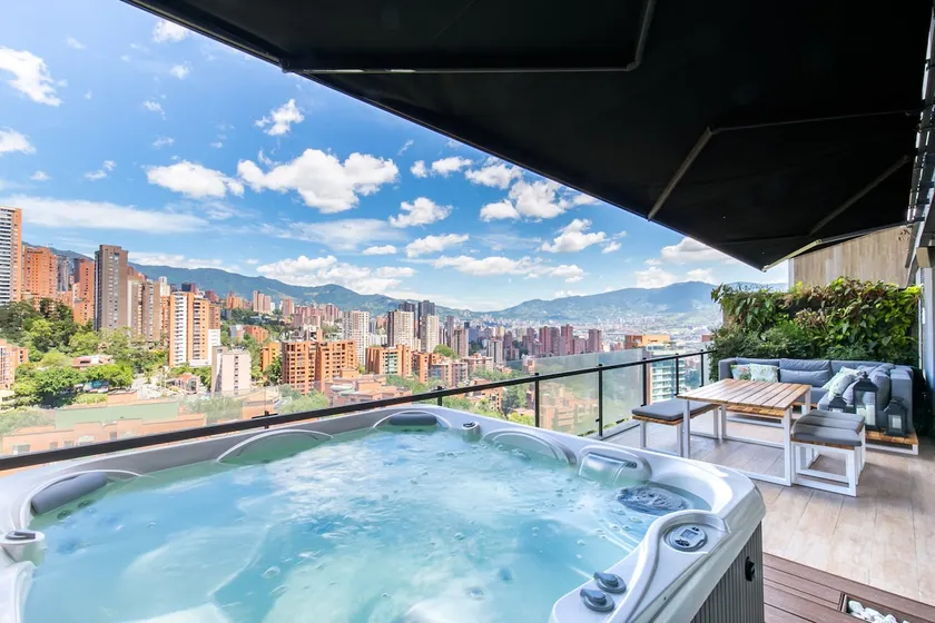 ➪LUXURY 2 BEDR & PRIVATE JACUZZI - ENERGY 1401 ★ - Image 1
