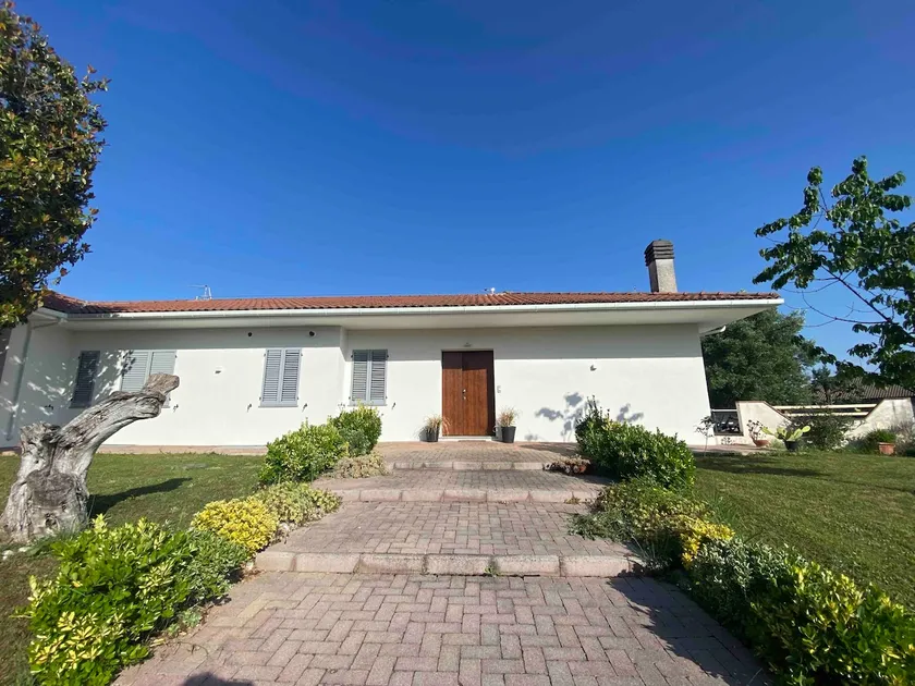 Villa of Maestro Serenelli - Image 1