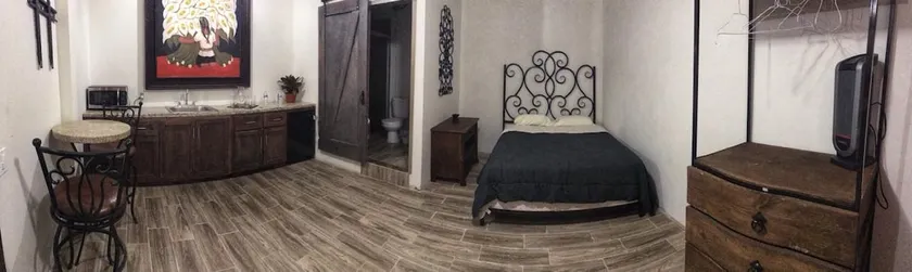 Suite in downtown Mar y Sol - Image 1