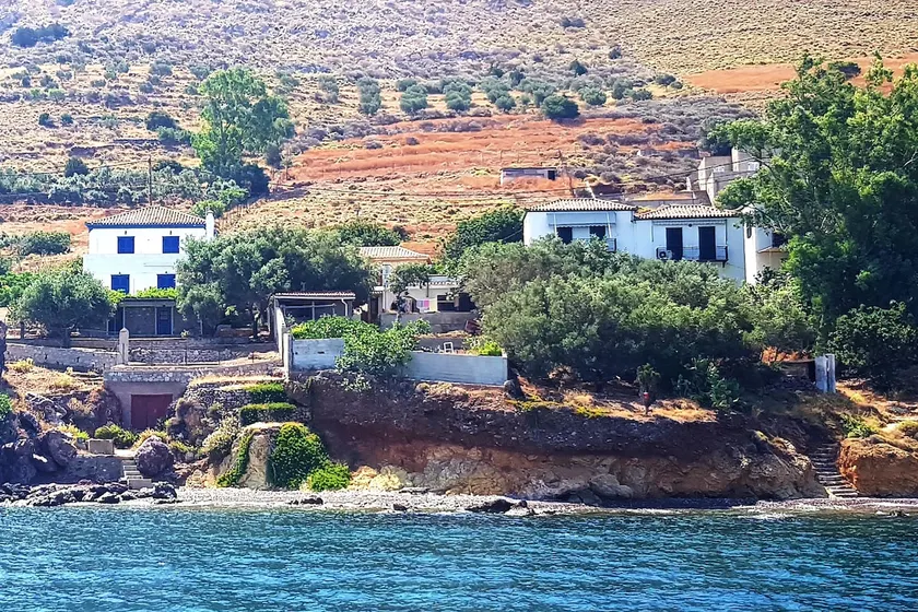 Hydra's Louloudi - Image 1