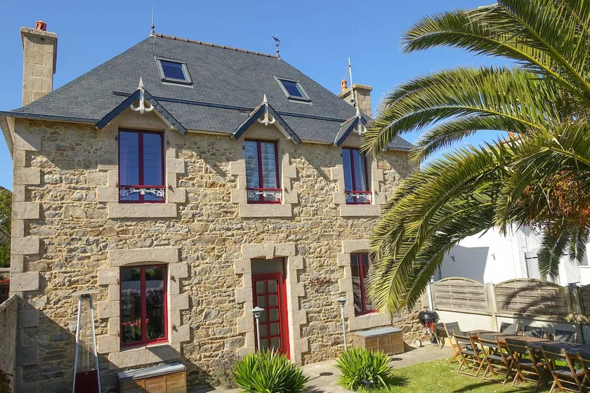 Grande maison Perros-Guirec entre le port et le centre à 50m de la mer - Image 1