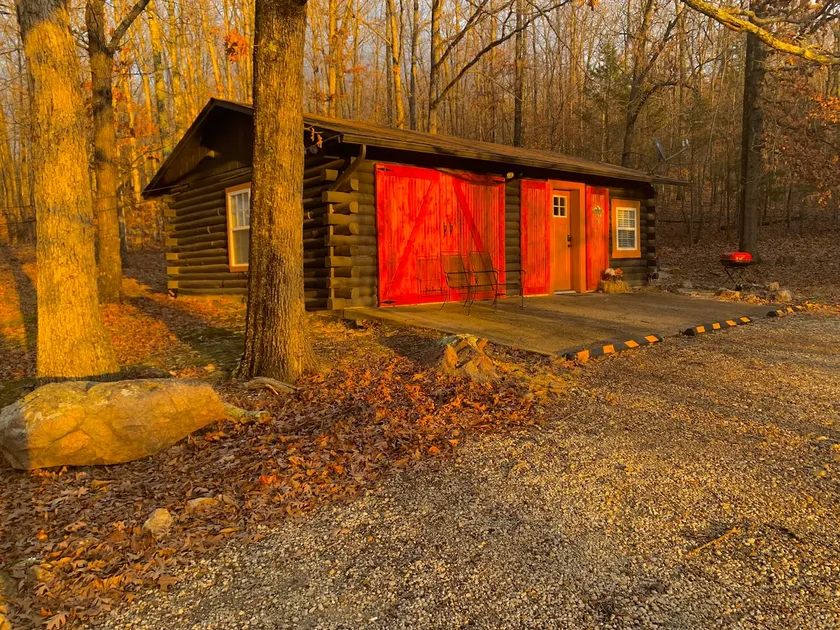 Lake Road Log Cabin A — Million Dollar Ozark view! - Image 1