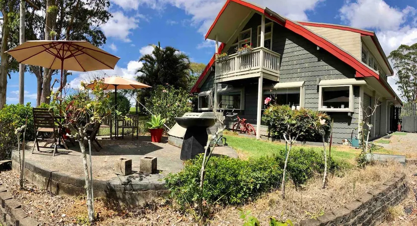 Wylah Place - ‘The Burrow’ - Image 1