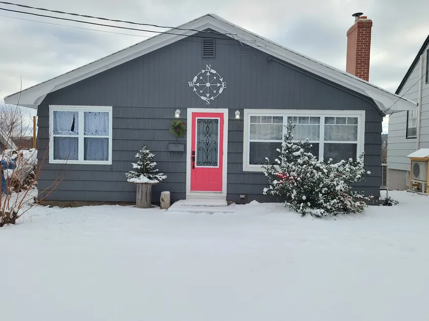 Cozy Home in the heart of the Annapolis Valley - Image 1