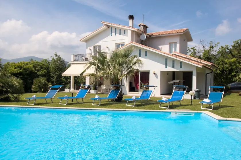 VILLA DIADEMA - AMAZING VILLA WITH PRIVATE POOL - - Image 1