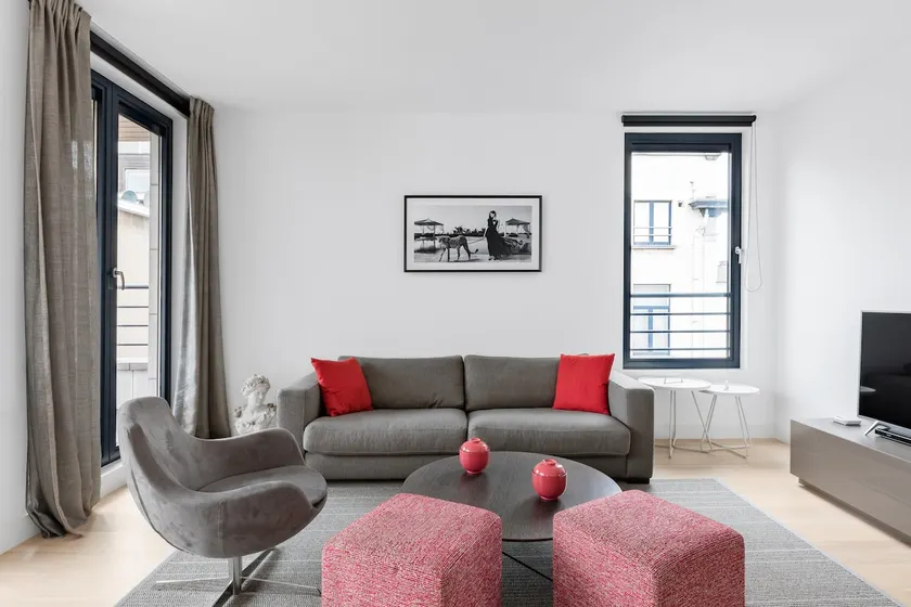 Premium apartment • Balcony & 2 bedrooms - Image 1