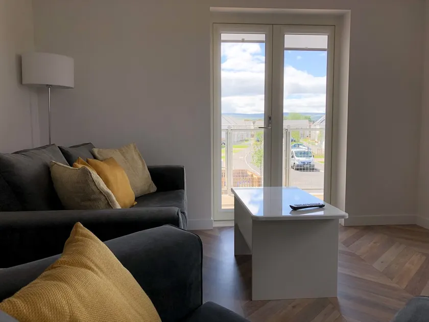 3 Royal View Apartments - Image 1