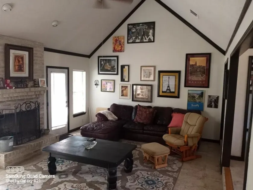 San Antonio North hillcountry 3 bedroom home - Image 1