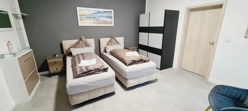 Suite 1 - Image 1