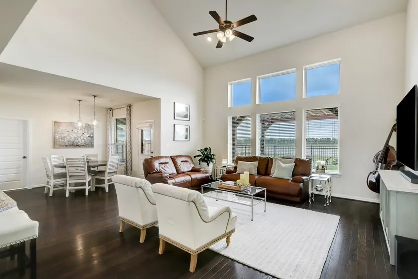 Elegant spacious home with water view. Prime location- Richmond, Katy, Houston, Rosenberg. - Image 1