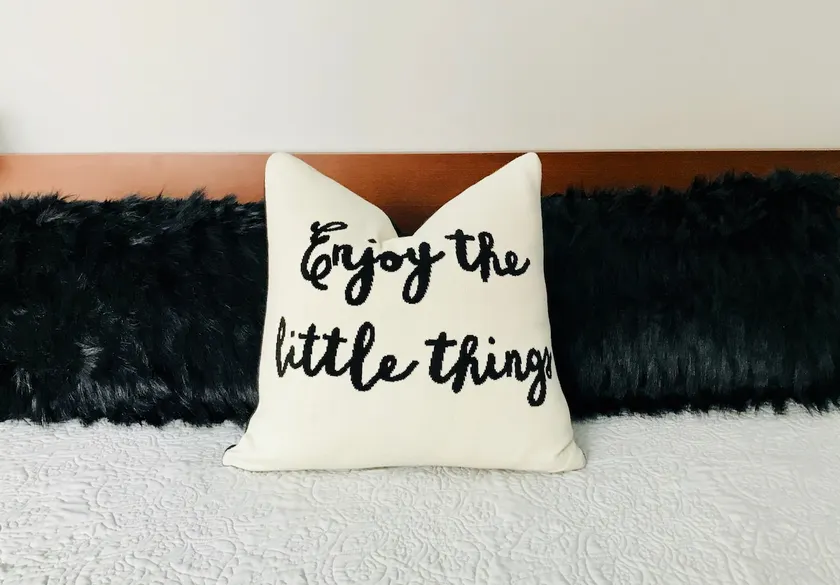AirBnB Elora: The Victoria (Small Apartment) - Image 1