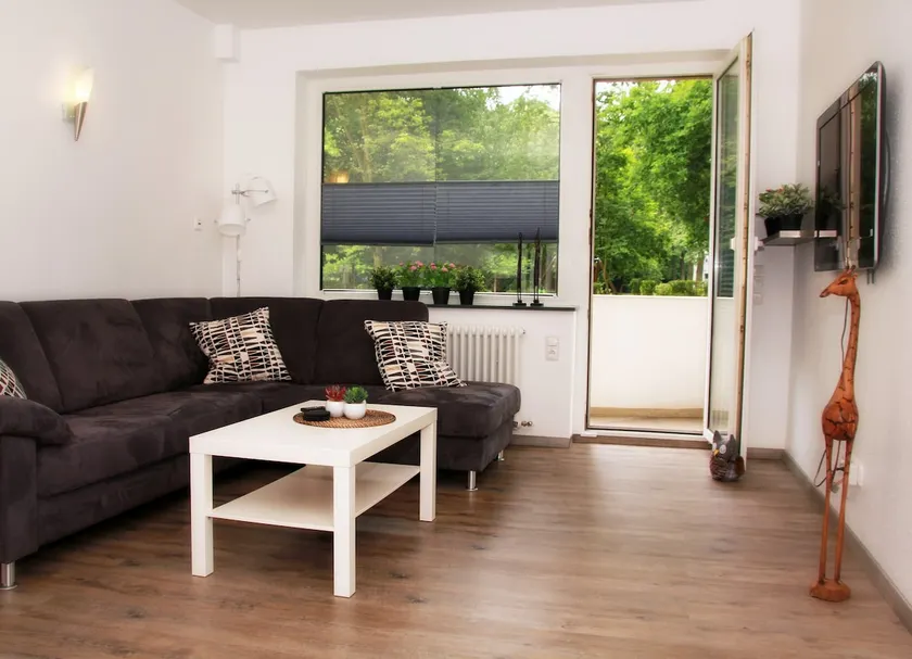 Complete apartment in the center/near the park of Wolfsburg - Image 1