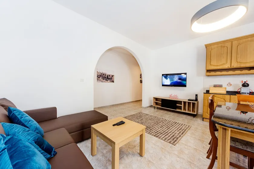 Central 3 Bedroom Entire Apartment Msida - Image 1