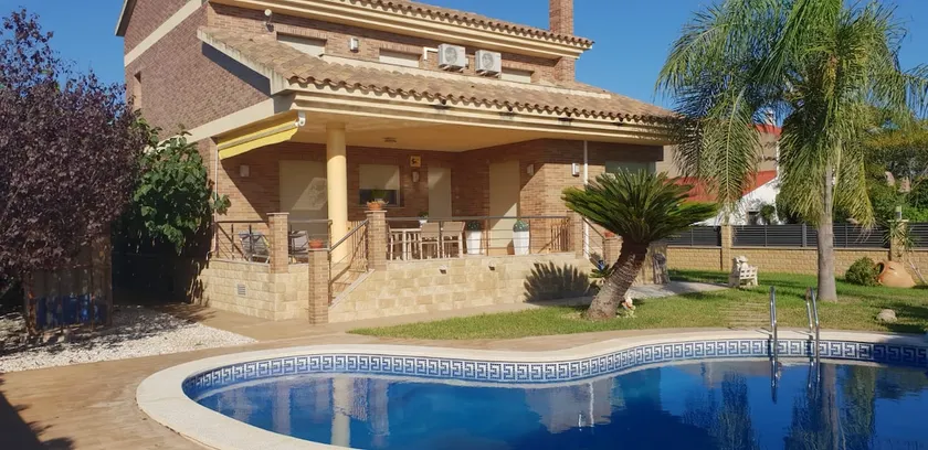 Casa Bergkamp - Image 1
