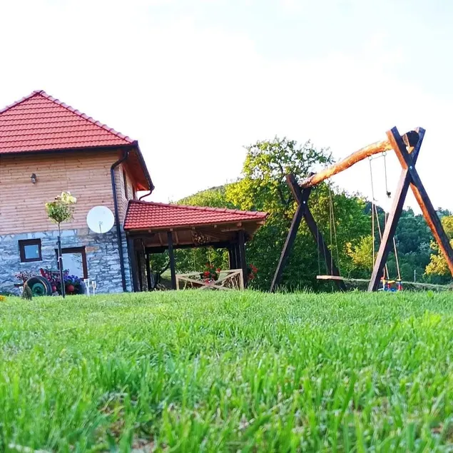 Ethno house Ostrvica - Image 1