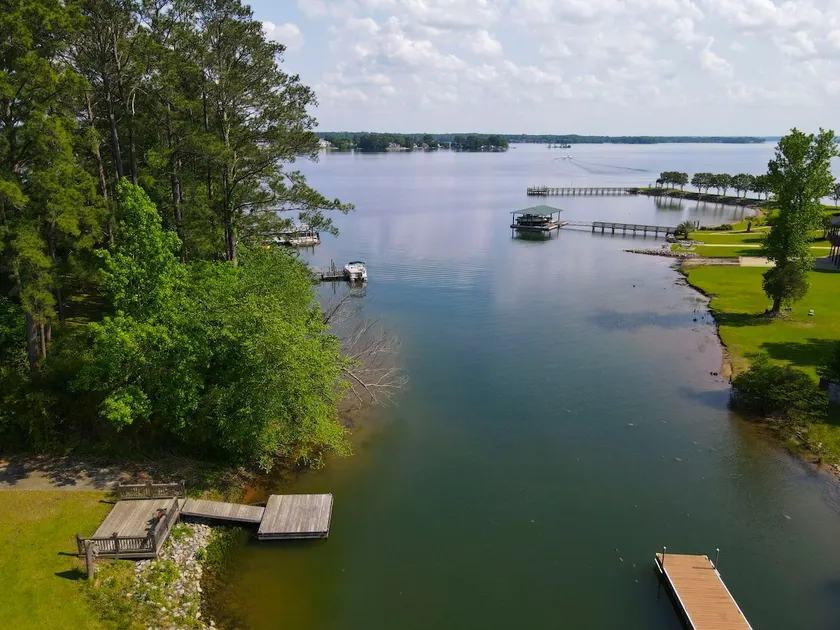 Private ramp and dock, 5 mins from Liberty marina - Image 1