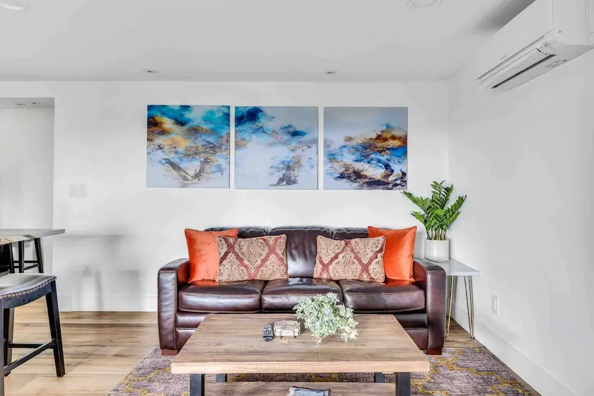 Emerald Cottage: new 2BR/2BA w/views in Queen Anne - Image 1