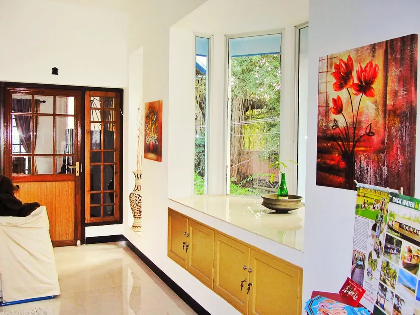 Beach Apartment(3 BHK) of SEAVIEW APARTMENTS - Image 1