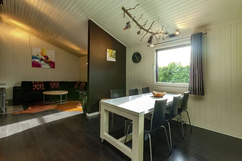 Chalet Vert in Bullange with Jacuzzi - Image 1