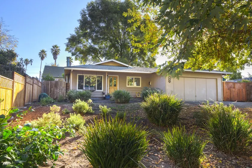 Surf & Family Fun - Palisades Beach Home - Image 1