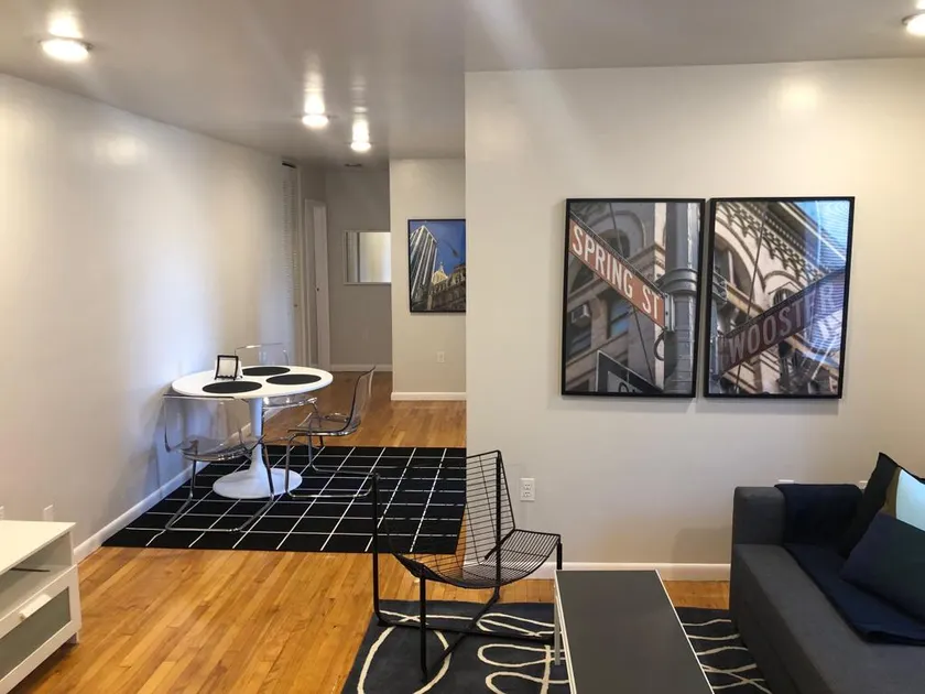 Marvelous/ 20 min to NYC/parking Avail for a fee - Image 1