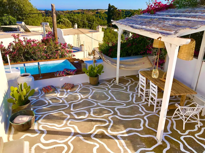 The Summer Pink House - Image 1