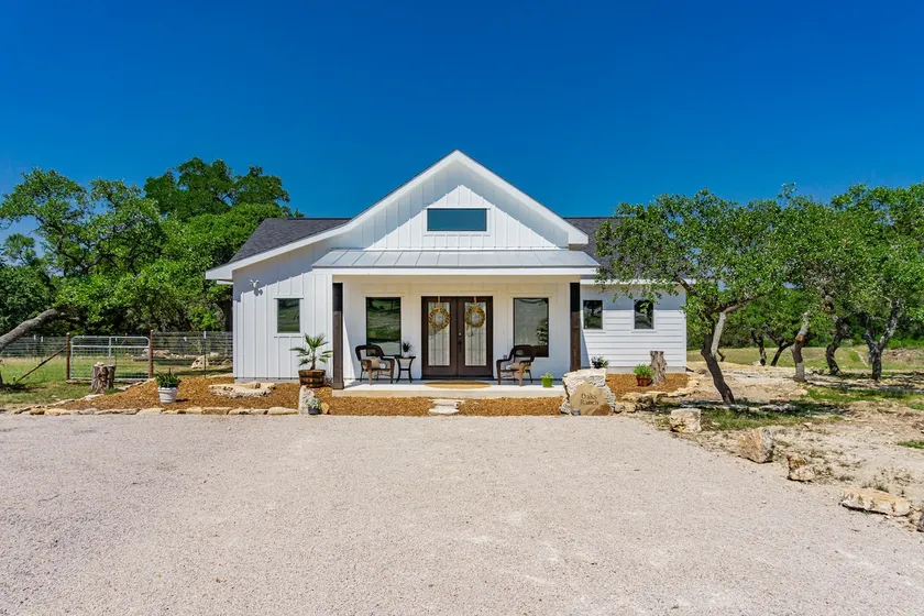 Oaks Ranch - Home near Guadalupe River St. Park - Image 1