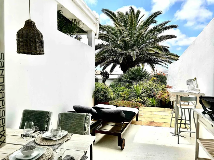 Wellness oasis with volcano garden WOW view (2 pers) - Image 1