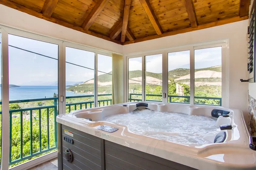 Mlinica, an attractive cottage with a jacuzzi. - Image 1