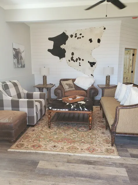 Cowboy Cottage 8 miles from TIEC - Image 1