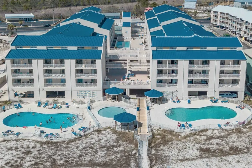 Bare Footin on the Beach. Family friendly Condo! - Image 1