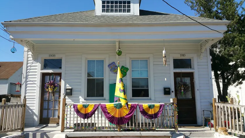 Historic Uptown double. - Image 1