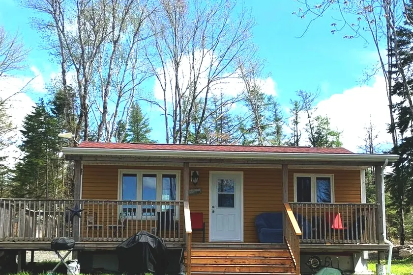 Adorable 1 bedroom vacation home on lake - Image 1