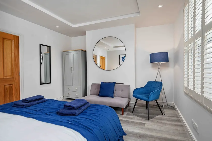 Spacious, High Spec & Modern - Image 1