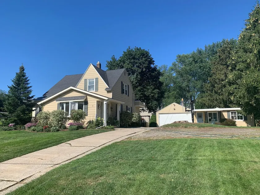✱ Charming West MI Getaway ✱ Quiet Neighborhood ✱ - Image 1