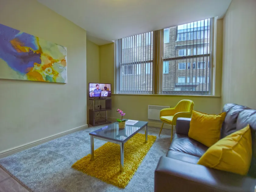 Prime Central Apt 1 or 2 - Image 1