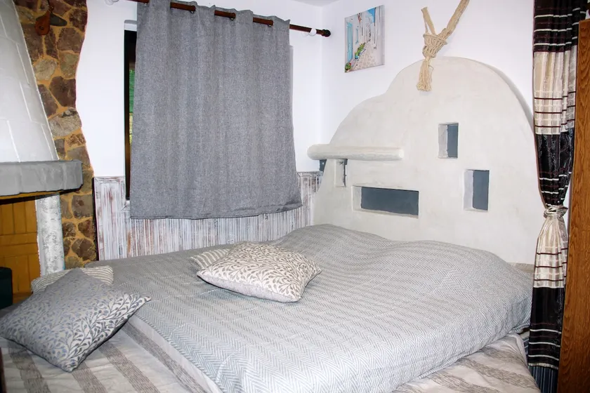 Apartment 40m from sea-Sofas - Image 1