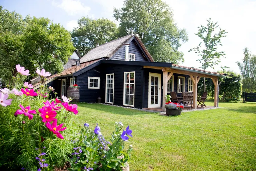 Nature holiday home with privacy and wellness (optional) - Image 1