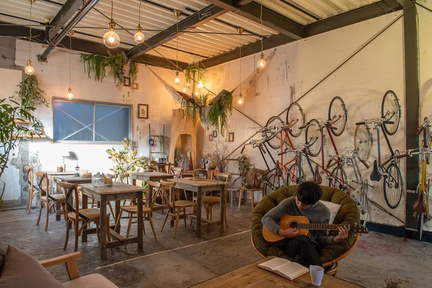 Exclusive Accommodation | 9bicycle | 9ppl - Image 1
